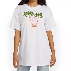 Oversized graphic tee,New with Tag 🏷